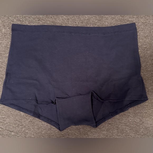 NWT~VS PINK BoyShort Underwear - Picture 1 of 5